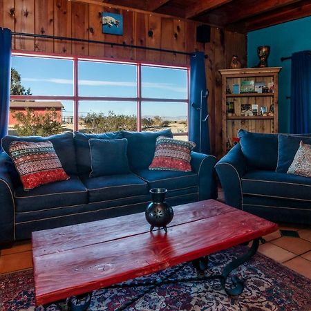 Chuck'S Cabin In A Joshua Tree Community Туентінайн-Палмс Екстер'єр фото