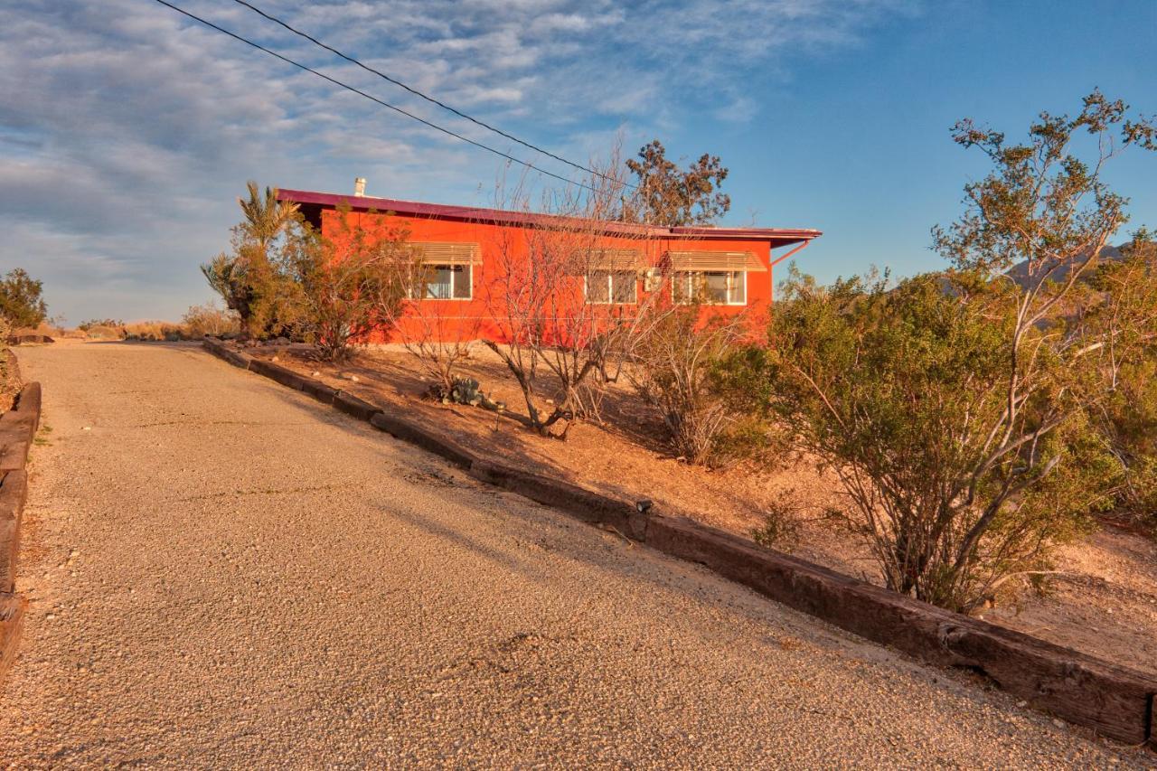 Chuck'S Cabin In A Joshua Tree Community Туентінайн-Палмс Екстер'єр фото